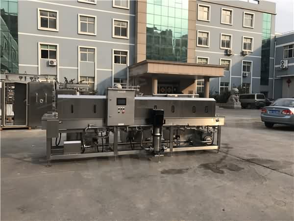 兔籠周轉(zhuǎn)箱清洗機(jī) 洗籠機(jī)供應(yīng)商 兔籠周轉(zhuǎn)箱清洗機(jī) 洗籠機(jī)供應(yīng)商