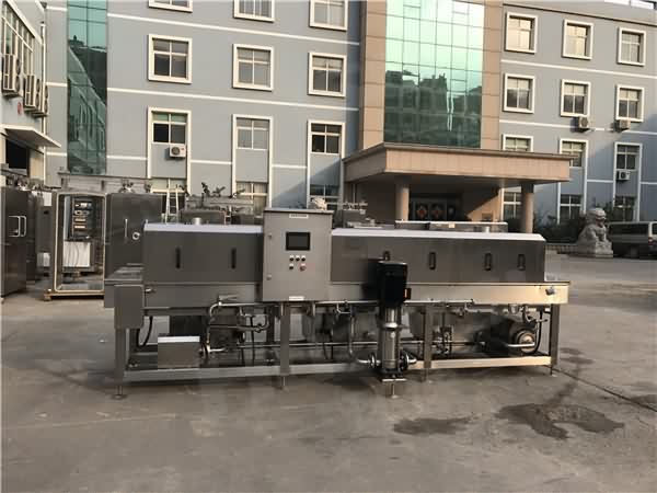 大型周轉箱清洗機 清洗干凈 技術先進 大型周轉箱清洗機 清洗干凈 技術先進