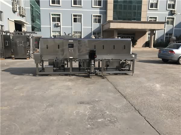 清洗型洗箱機,衛(wèi)生級食品設備清洗 衛(wèi)生級食品設備清洗 清洗型洗箱機,衛(wèi)生級食品設備清洗 衛(wèi)生級食品設備清洗