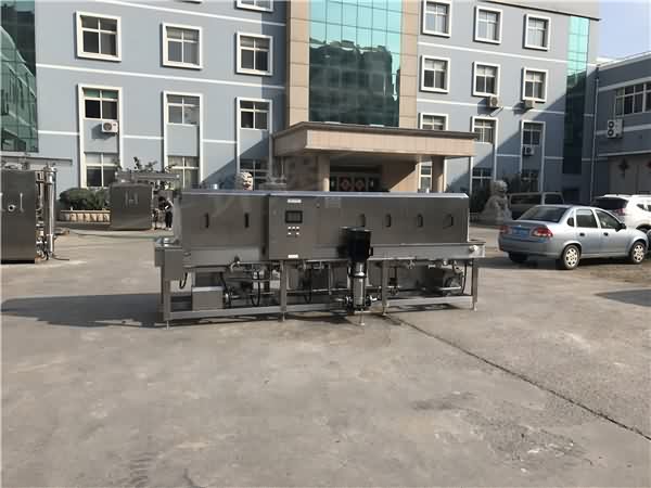 高效洗箱機(jī),歐盟標(biāo)準(zhǔn) 洗箱機(jī)設(shè)備精益求精 高效洗箱機(jī),歐盟標(biāo)準(zhǔn) 洗箱機(jī)設(shè)備精益求精