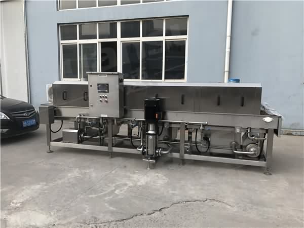 全自動塑料筐清洗機圖片 取得洗筐機設計專利證書 歐盟標準